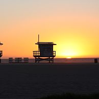 Comparez les vols pour Los Angeles avec algofly.fr et admirez un coucher de soleil sur Venice Beach.
