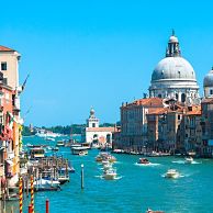 Comparez les vols pour Venise avec algofly.fr et découvrez le Grand Canal.
