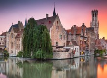 Bruges, la ville idéale pour passer un weekend romantique.