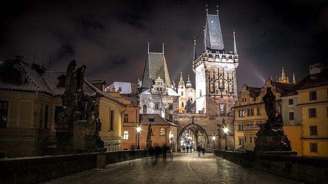 Quartier du château à Prague. Destination phare pour un enterrement de vie de garçon