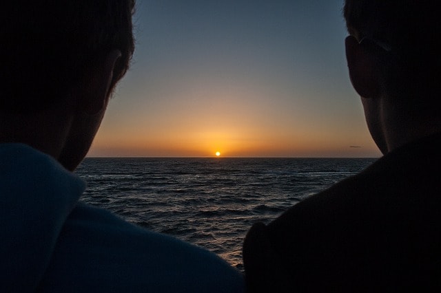 Magnifique coucher de soleil sur la plage à Los Angeles.