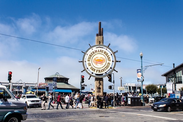 Le quartier de Fisherman's Wharf est très animé.