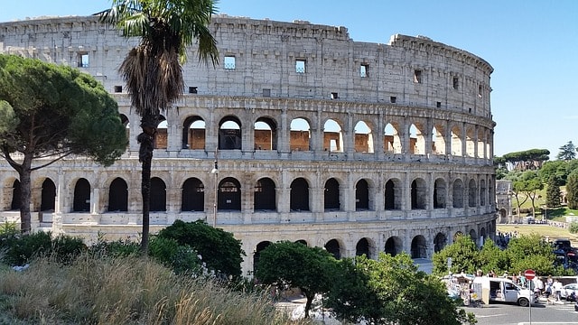 Le Colisée, monument d'histoire à Rome