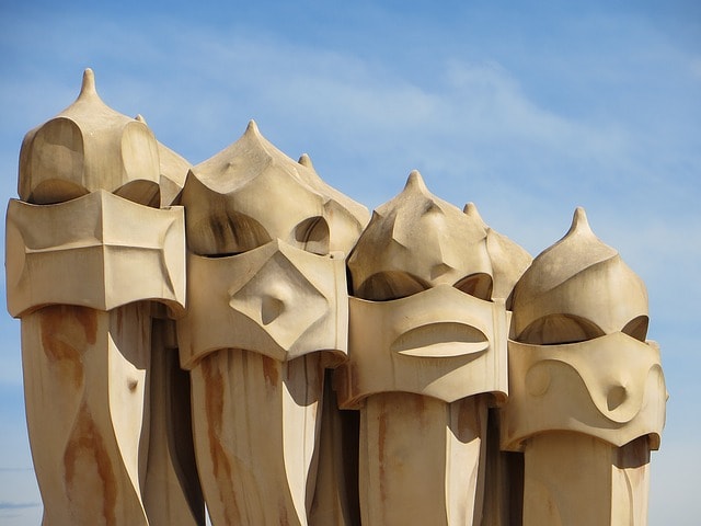 Sculptures de Gaudi dans la ville de Barcelone.