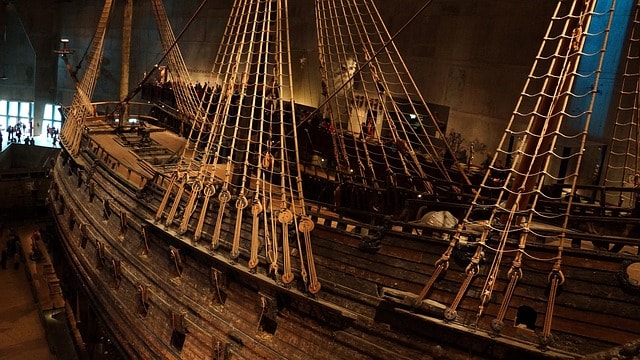 Le bateau Vasa dans le musée du même nom.