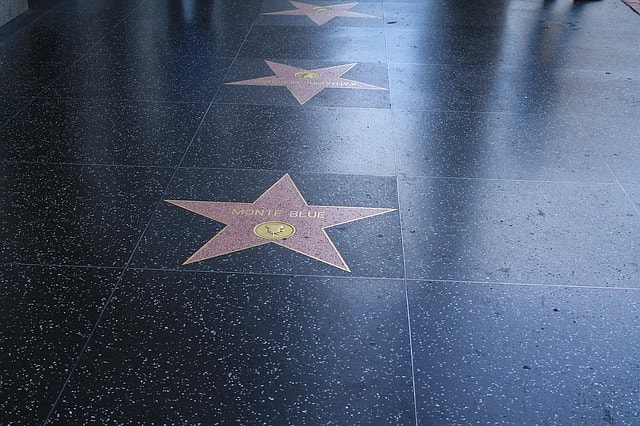 Le Walk of Fame avec les noms des stars à Hollywood, Los Angeles.