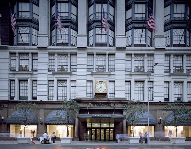 Façade de Chez Macy's, le magasin de jouets le plus populaire à New York.