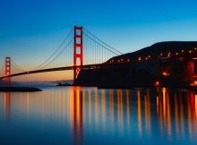 Vu sur le Pont du Golden Gate à San Francisco lors d’un coucher de soleil.