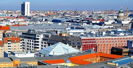 Observez l'étendue de la ville culturelle avec un billet d'avion pour Berlin.
