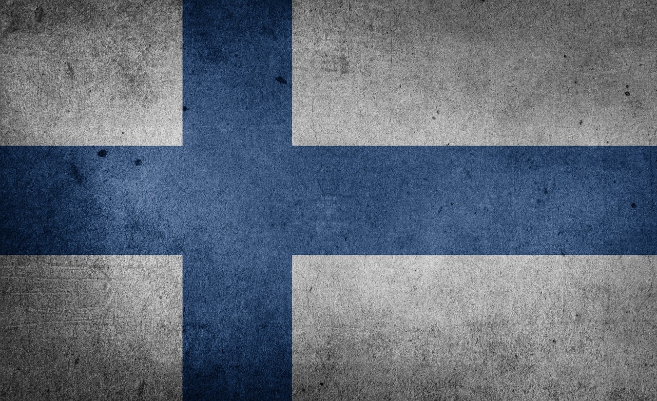 Un vol Finlande pas cher avec Algofly illustré par le drapeau national.