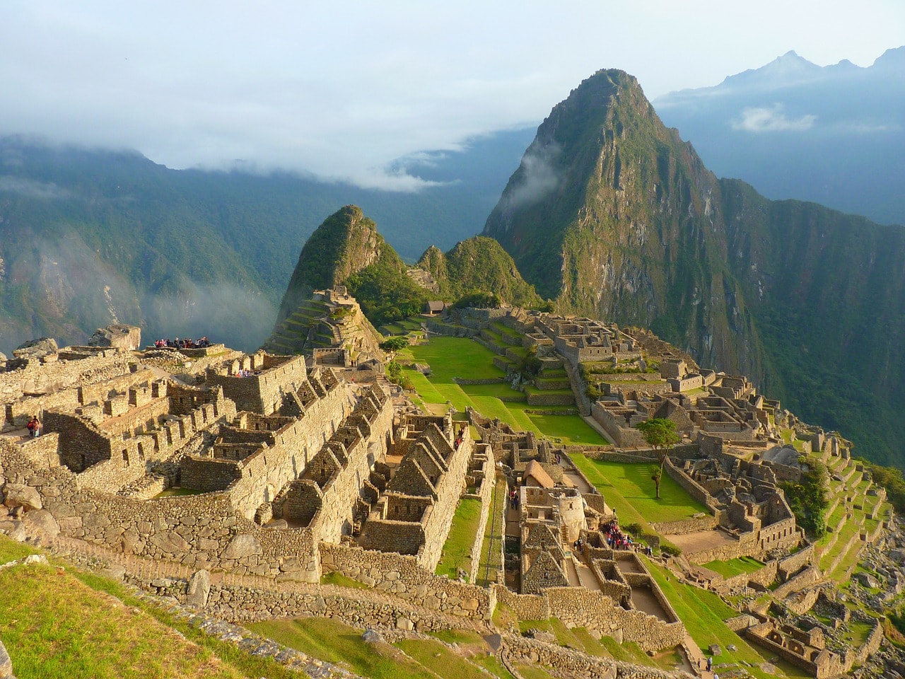 Un vol Pérou pas cher avec Algofly illustré par le Machu Picchu.